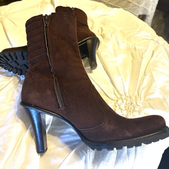 Giani Bernini Raisin Brown Boots Inner Zip Like New size 9.5 - Picture 8 of 11